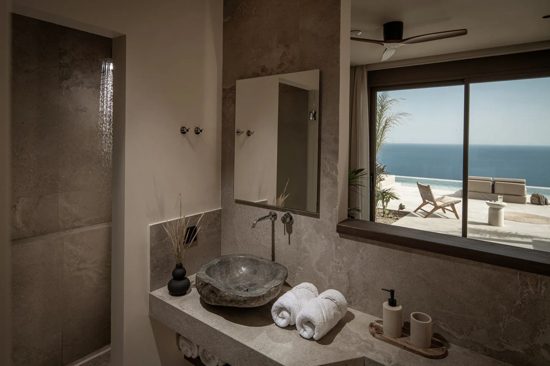 Chimonanthus Villa in Crete