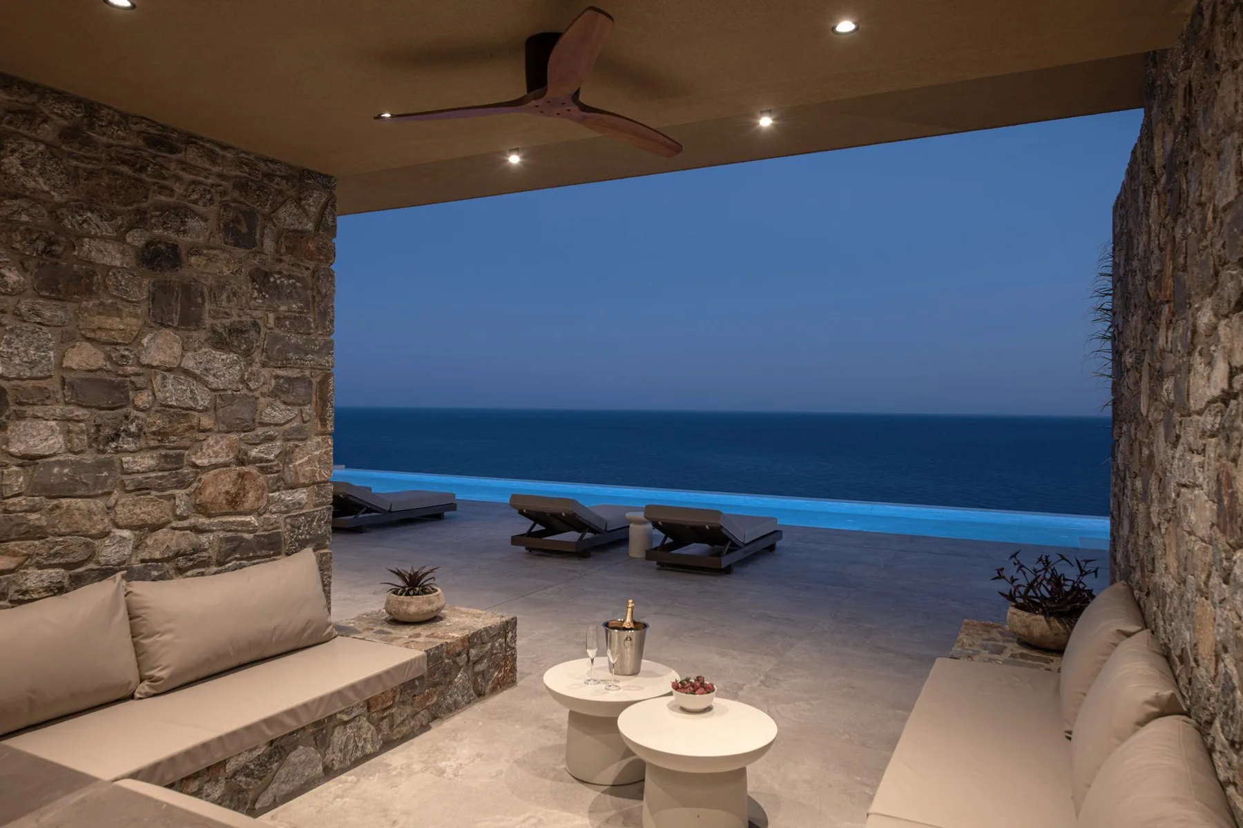 Chimonanthus Villa in Crete