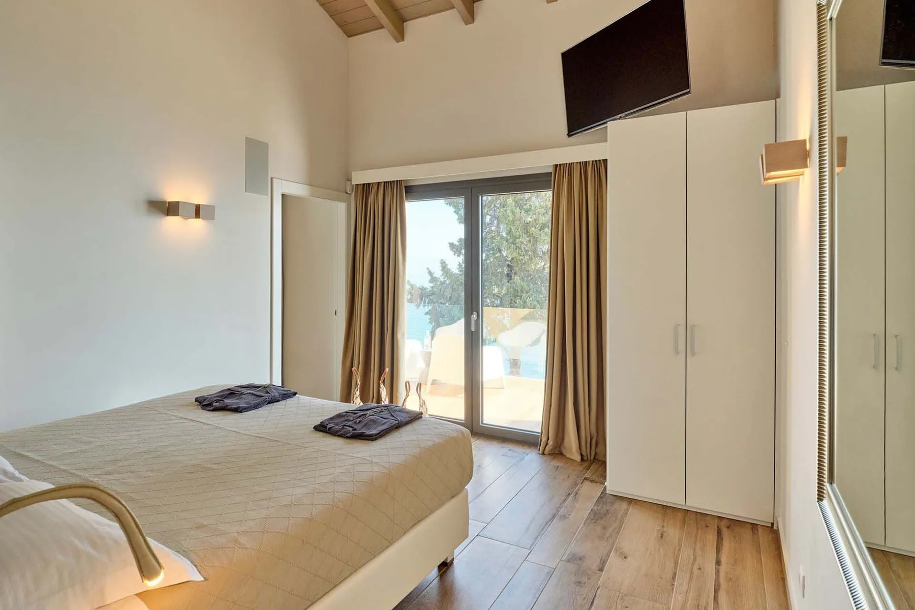 Kalypso villa in Corfu