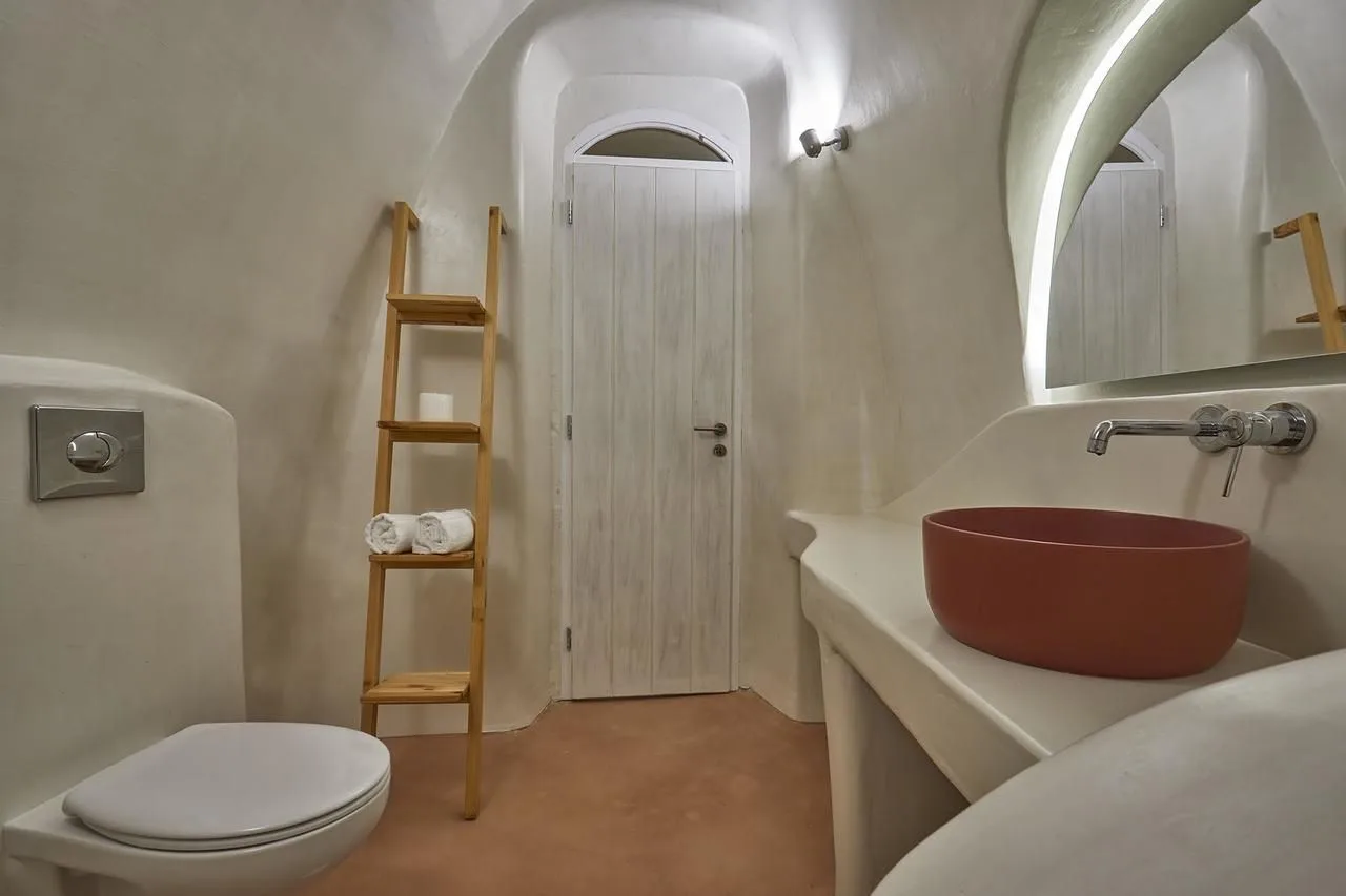Vayu Villa in Santorini