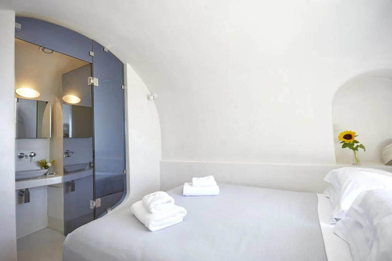 Vayu Villa in Santorini