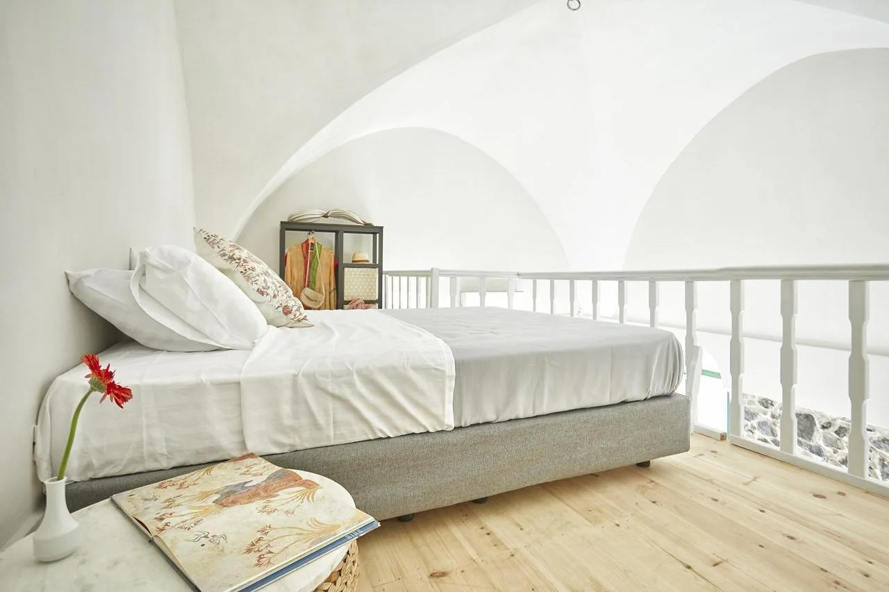 Vayu Villa in Santorini