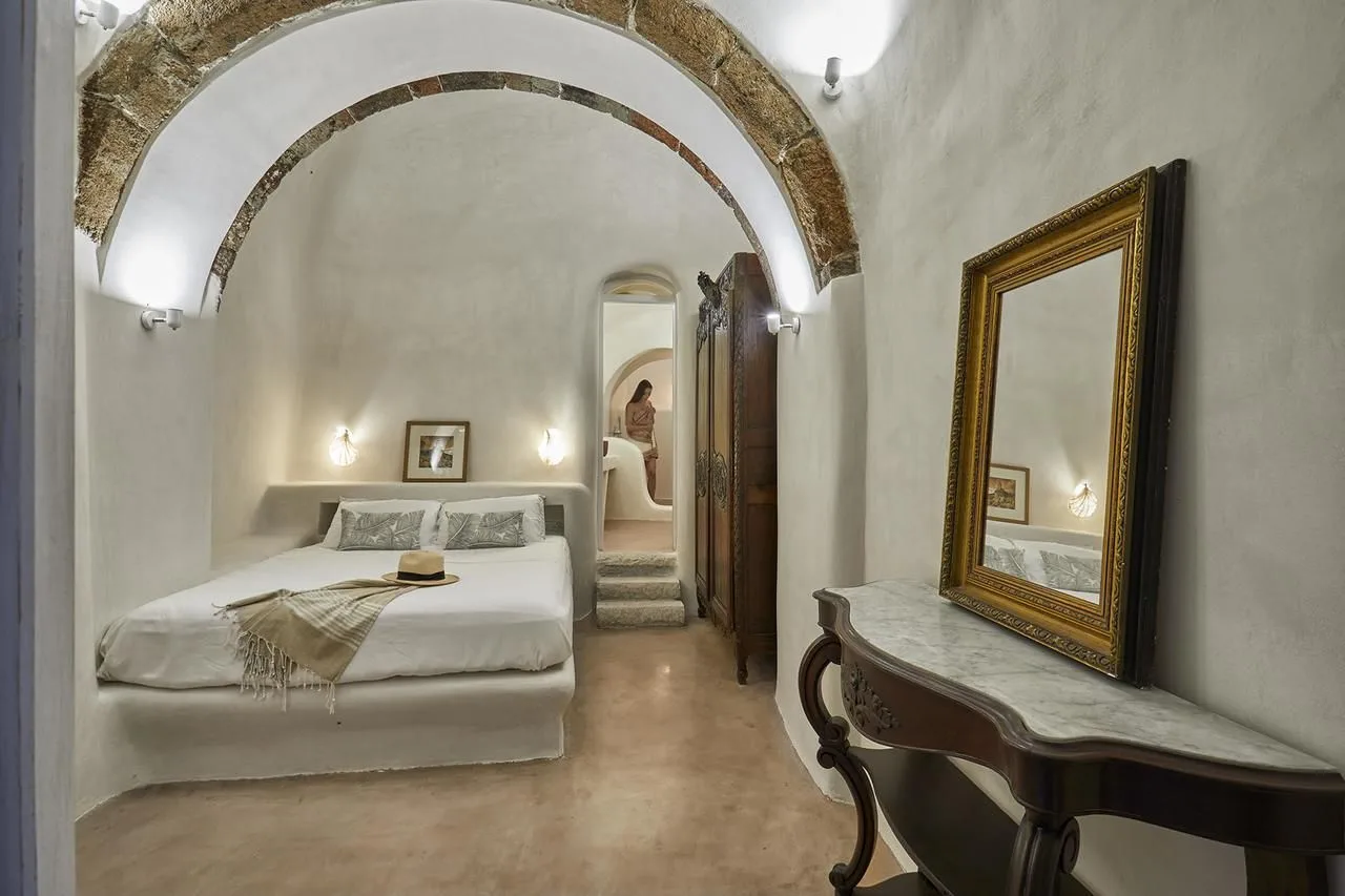 Vayu Villa in Santorini