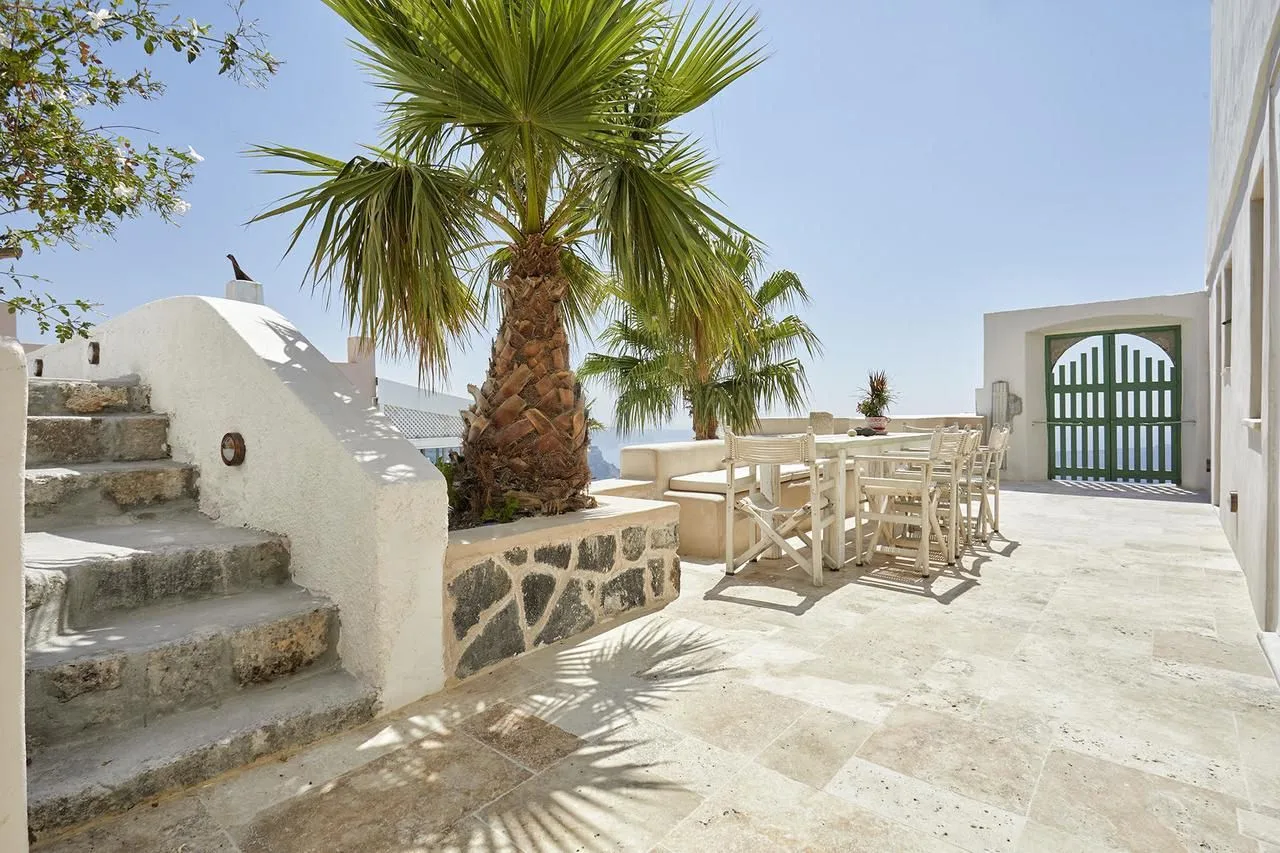 Vayu Villa in Santorini