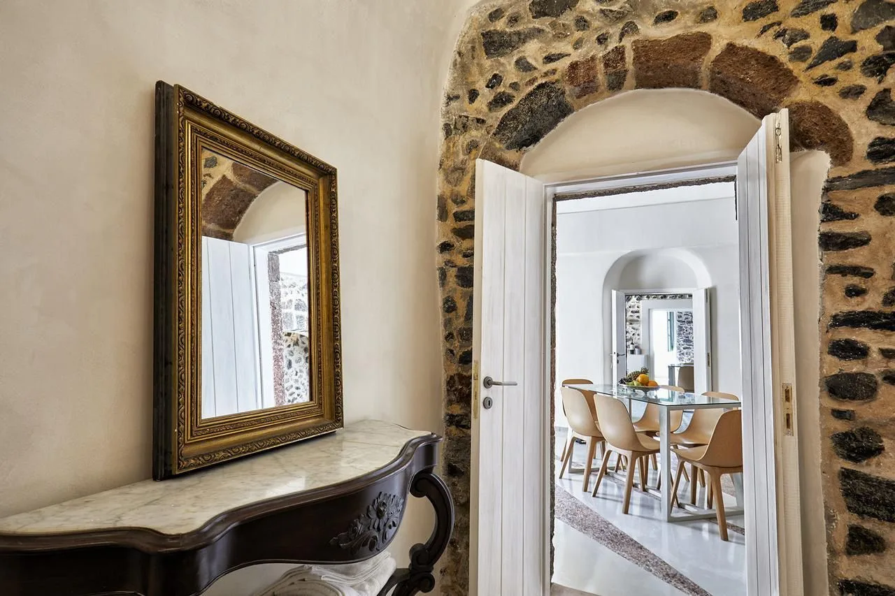 Vayu Villa in Santorini
