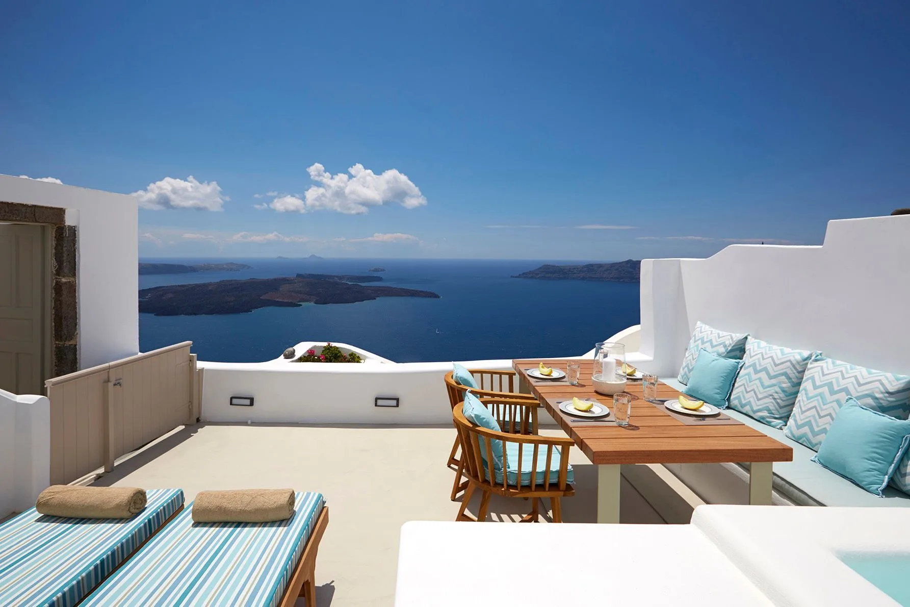 Cliff Haven Villa in Santorini