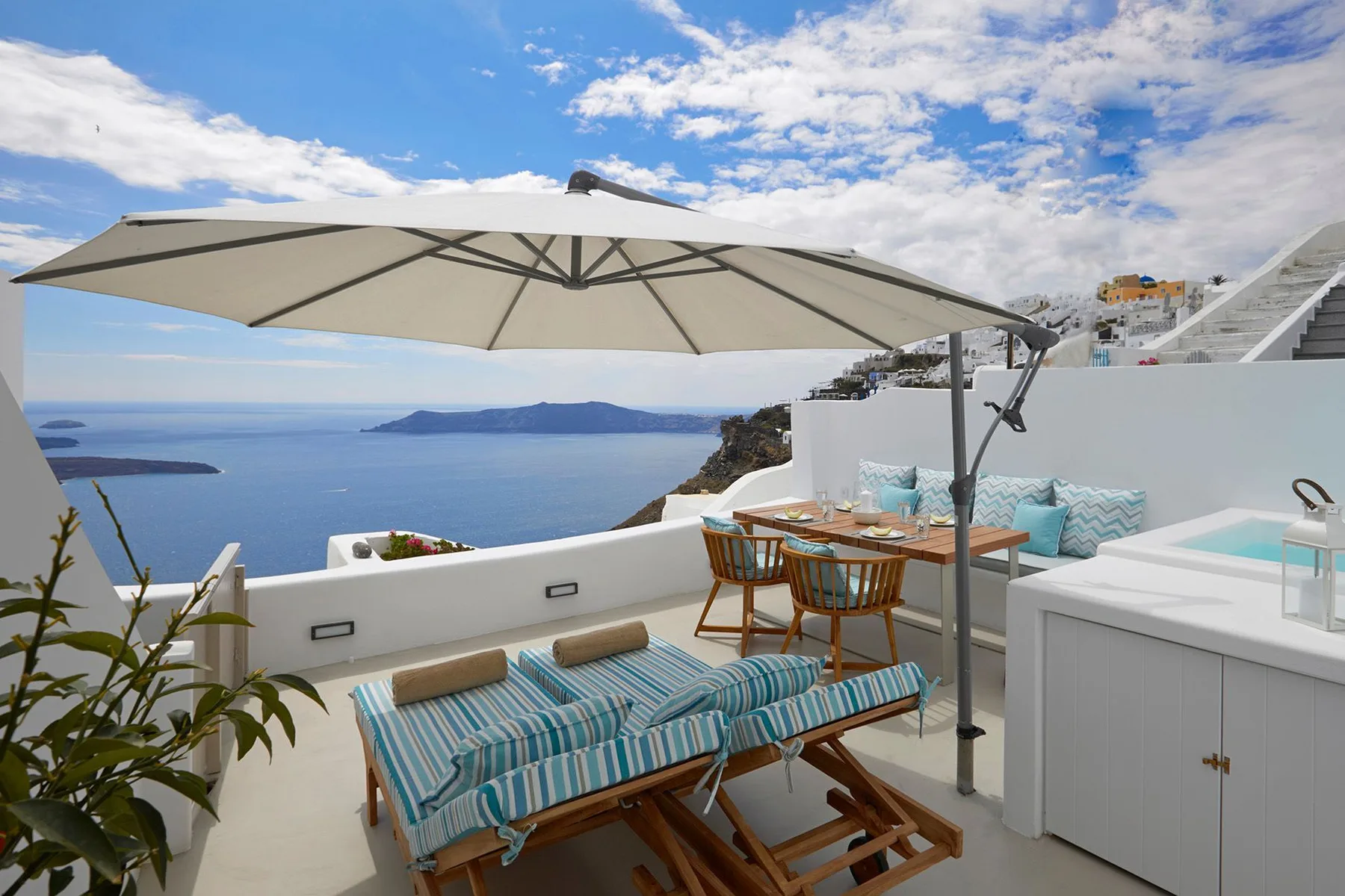 Cliff Haven Villa in Santorini