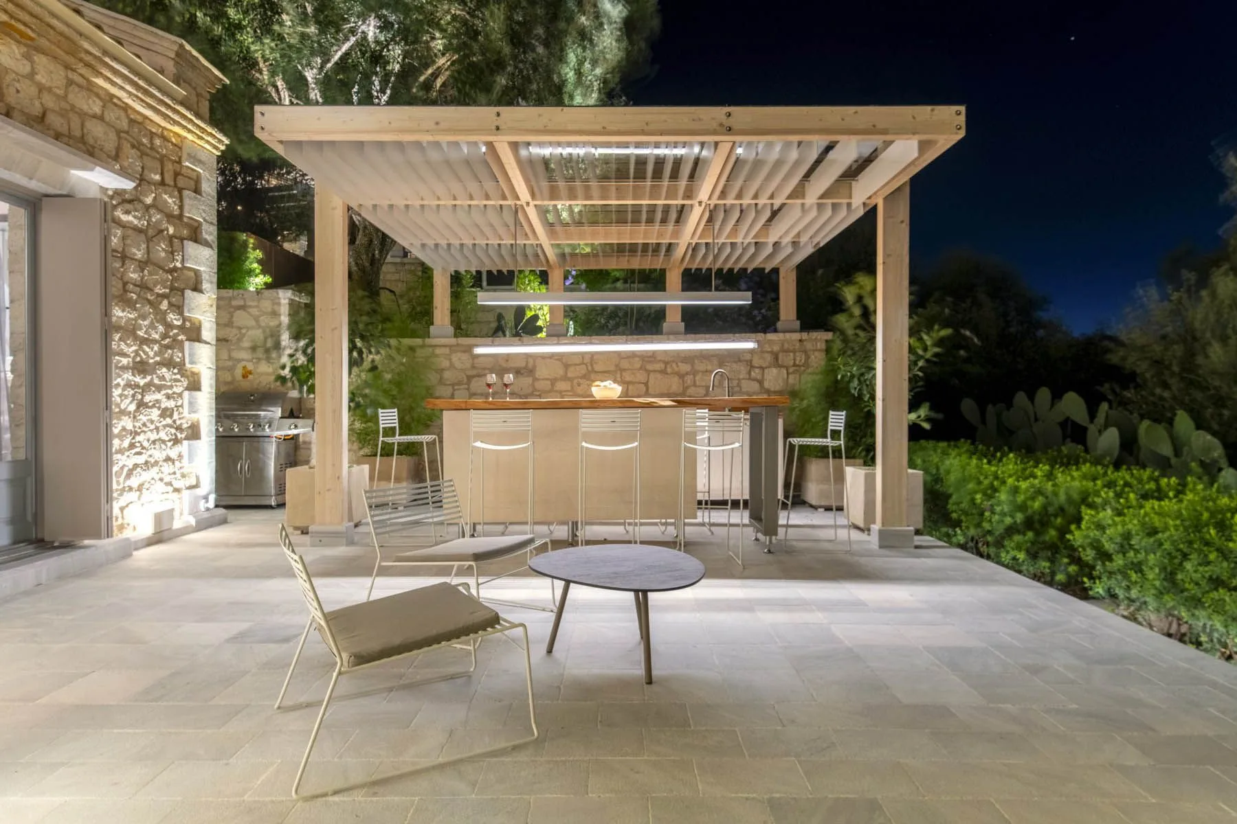 Phoenix villa in Corfu