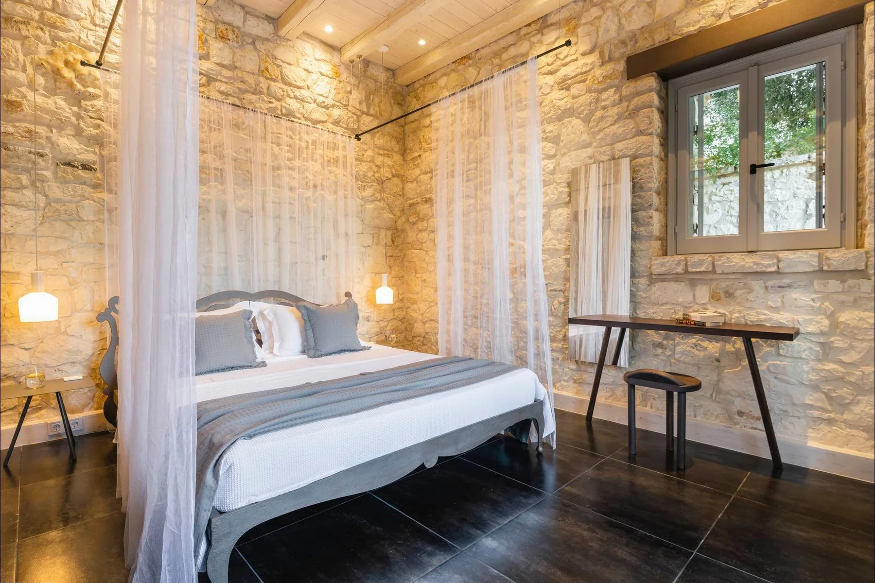 Phoenix villa in Corfu