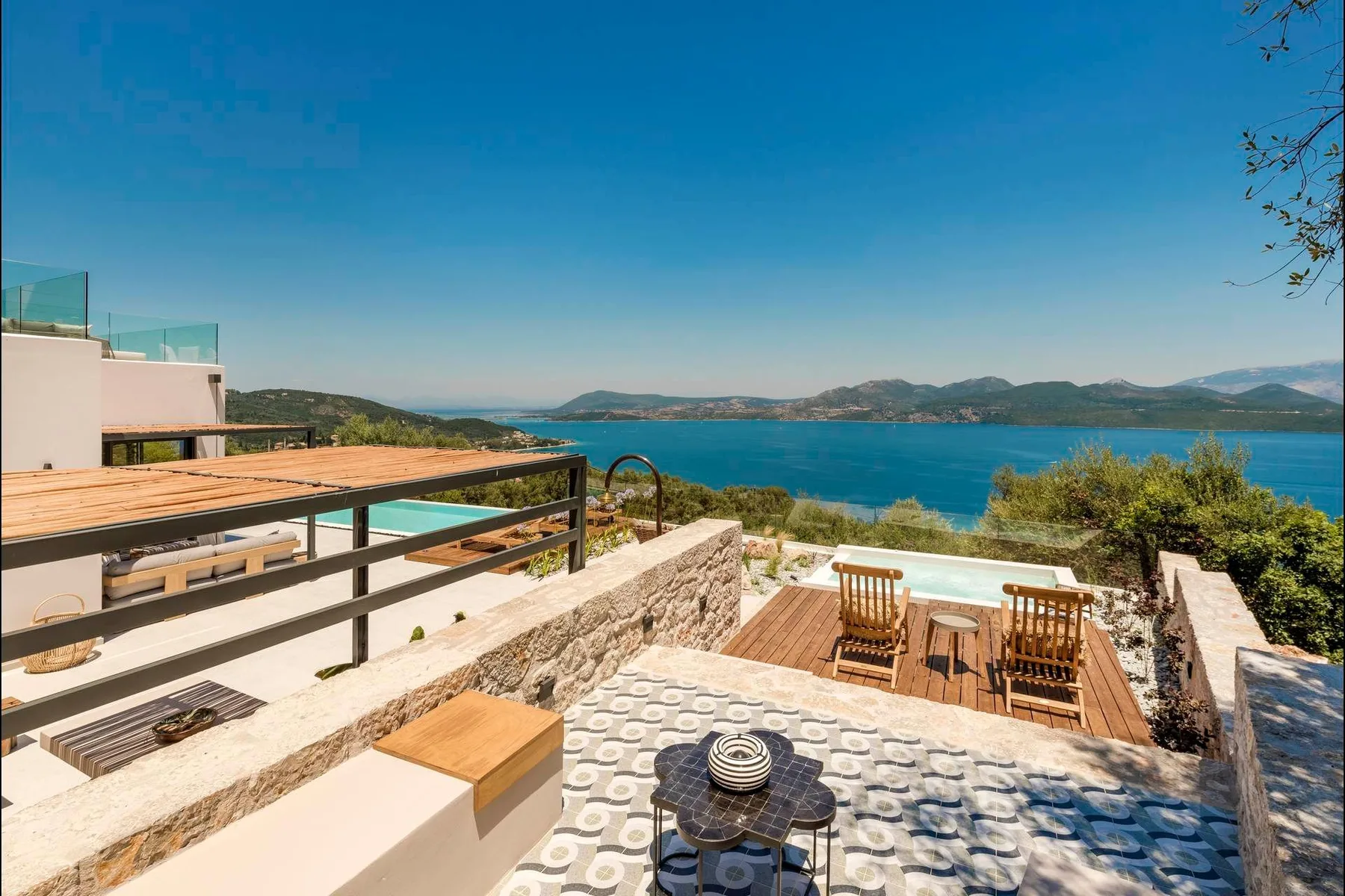 Bellflower villa in Lefkada