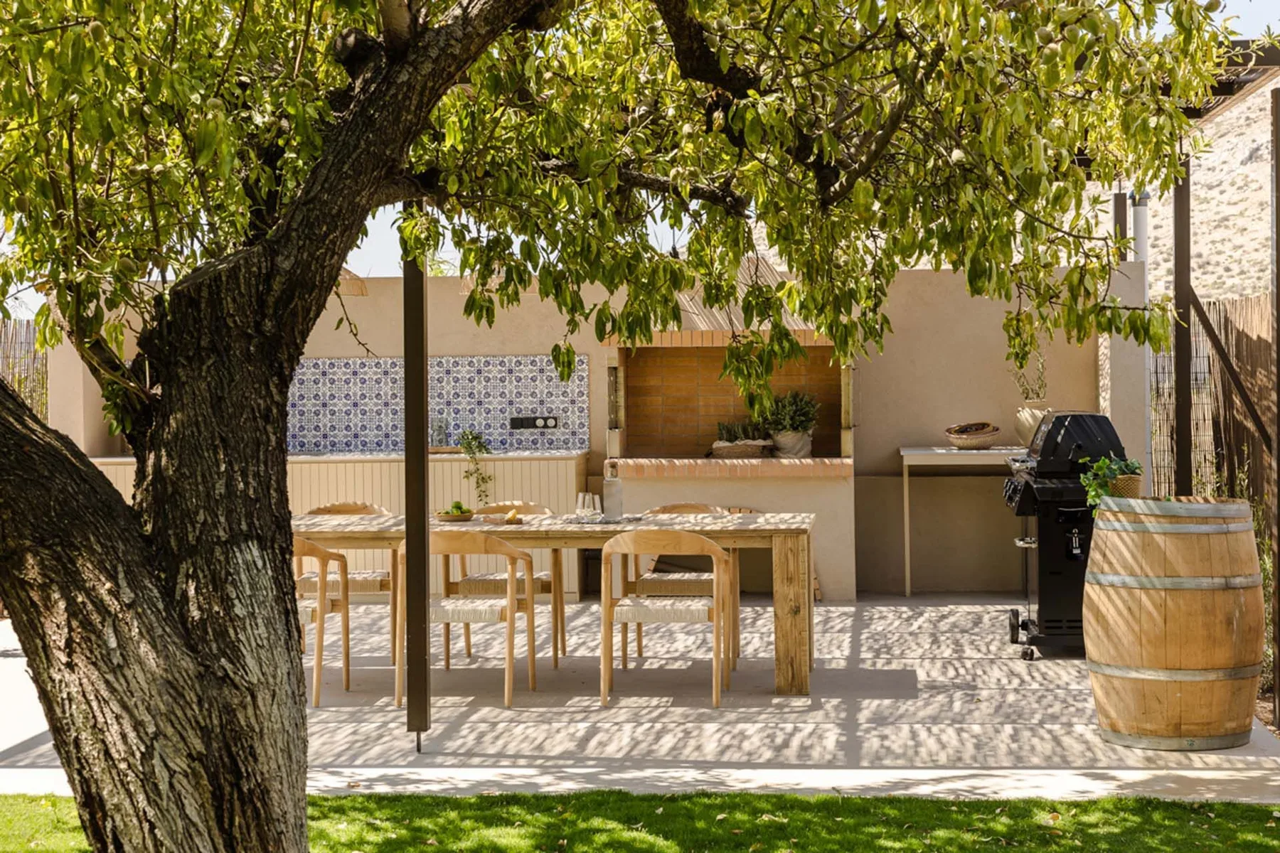Chrysanthemum villa in Athens