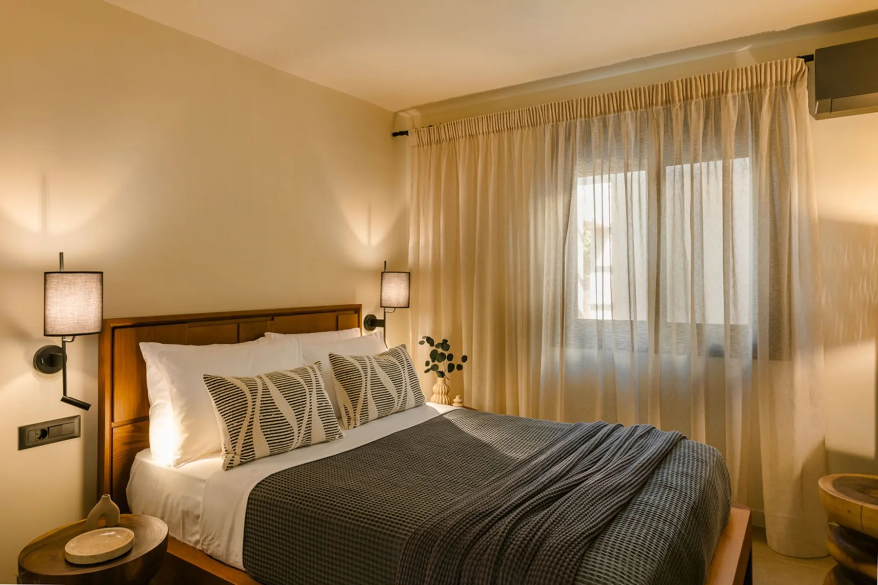 Chrysanthemum villa in Athens