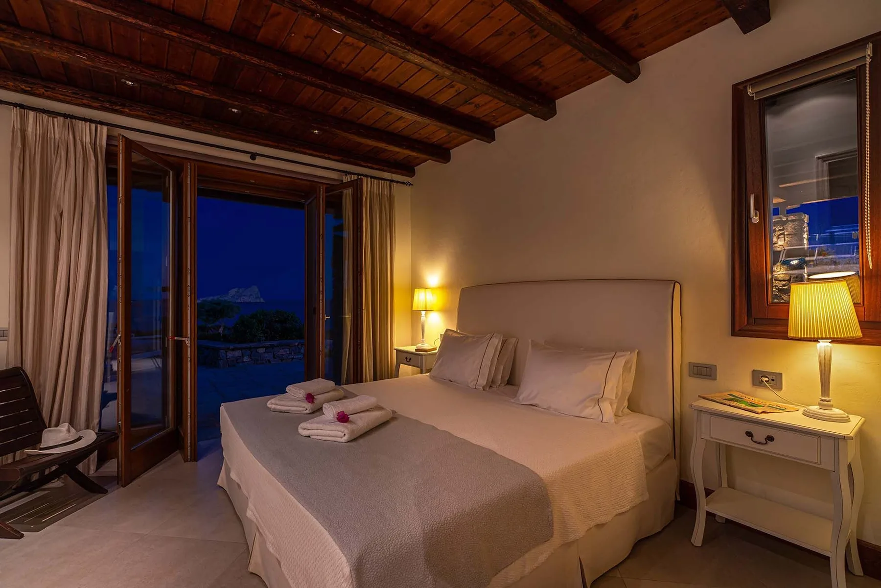 Jessica Villa in Crete