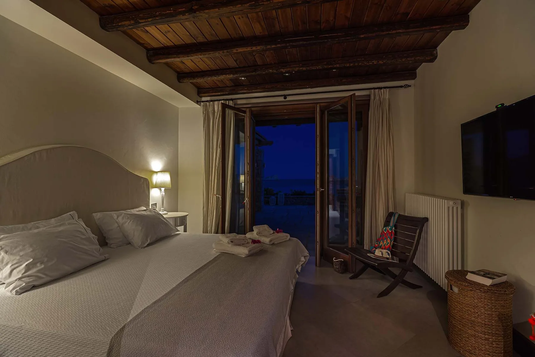 Jessica Villa in Crete