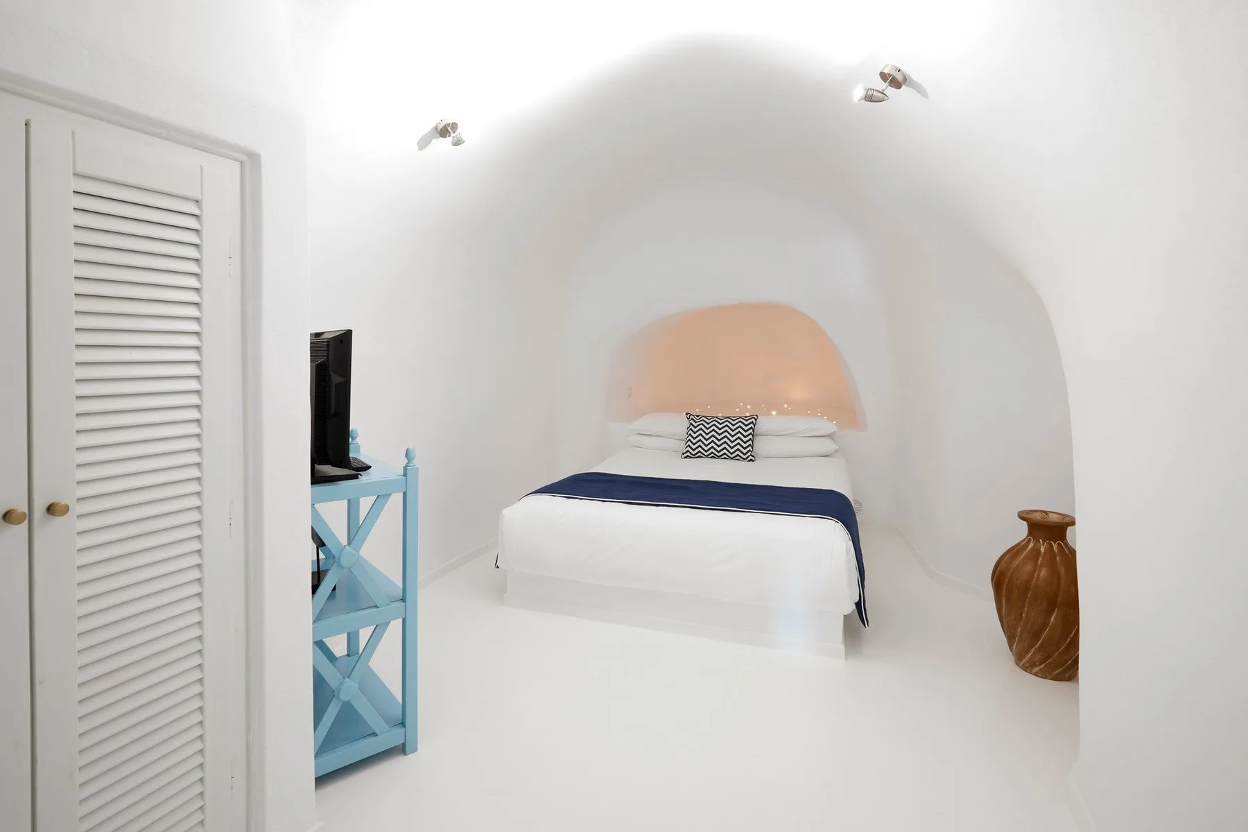 Raelle Villa in Santorini