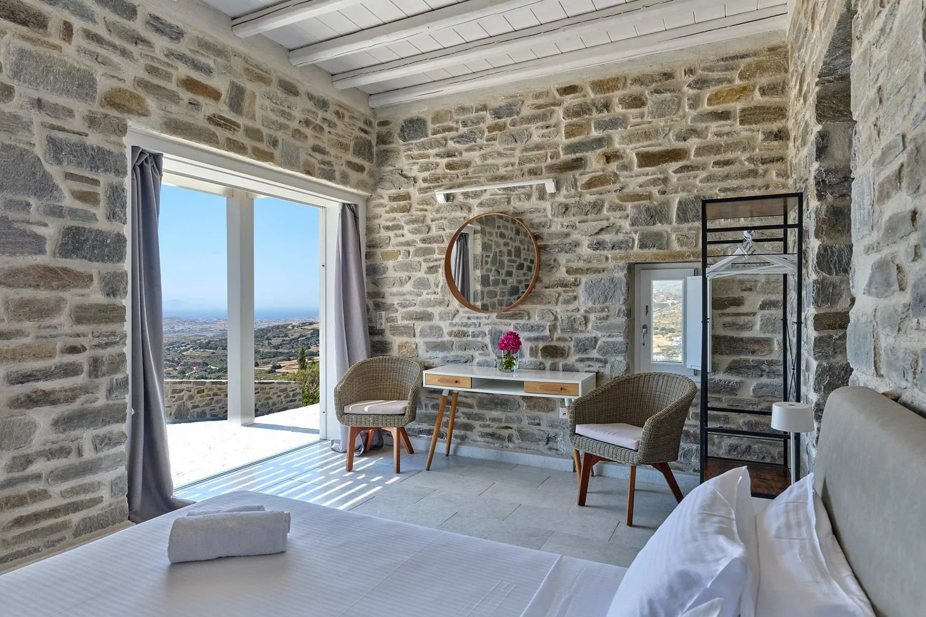 Mirabella Villa in Paros