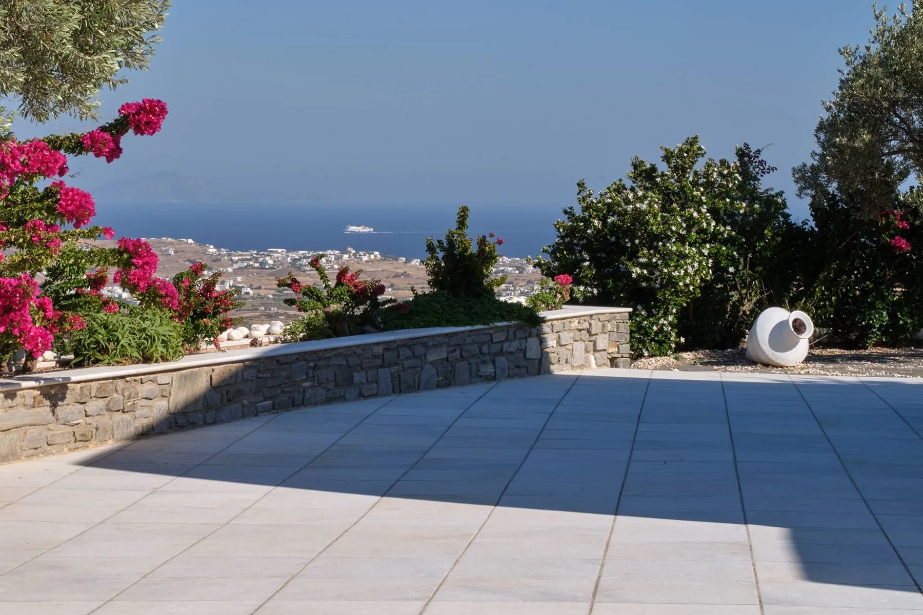 Mirabella Villa in Paros