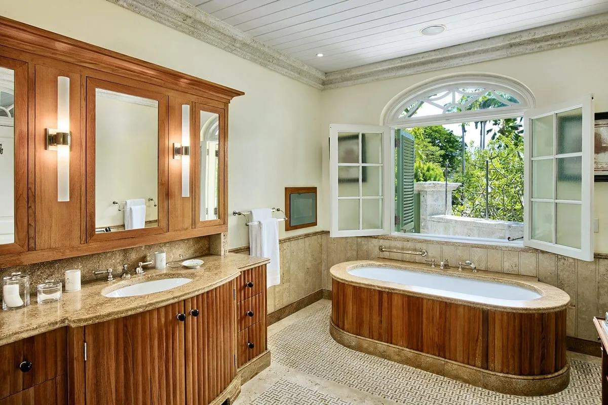 Sandy Lane – Laughing Waters