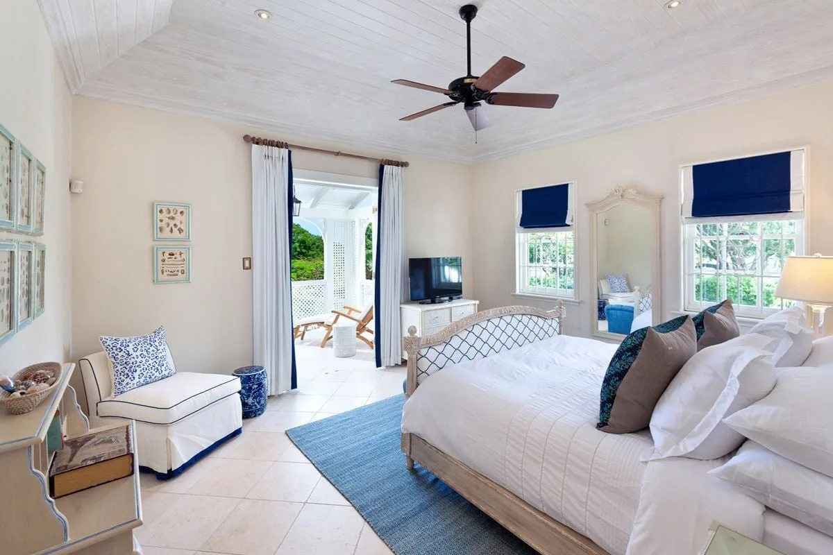 Sandy Lane – Windward