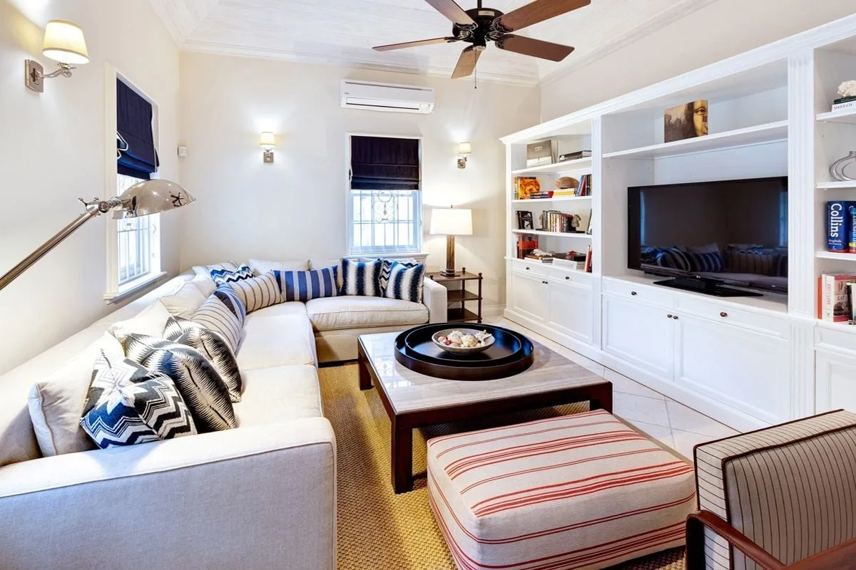 Sandy Lane – Windward