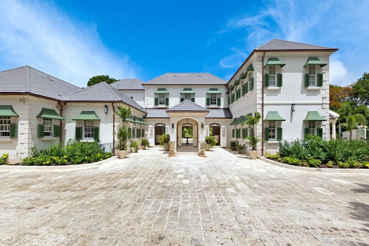 Sandy Lane – Windward