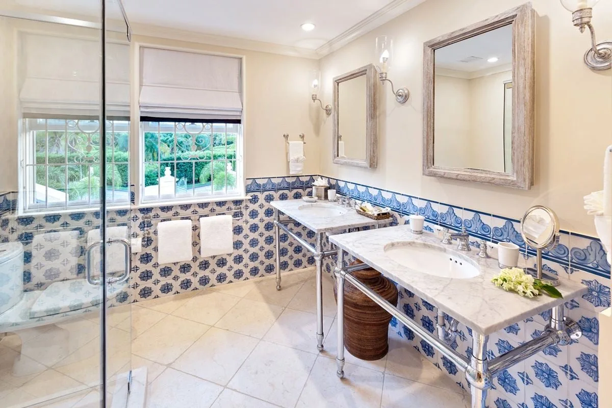 Sandy Lane – Windward