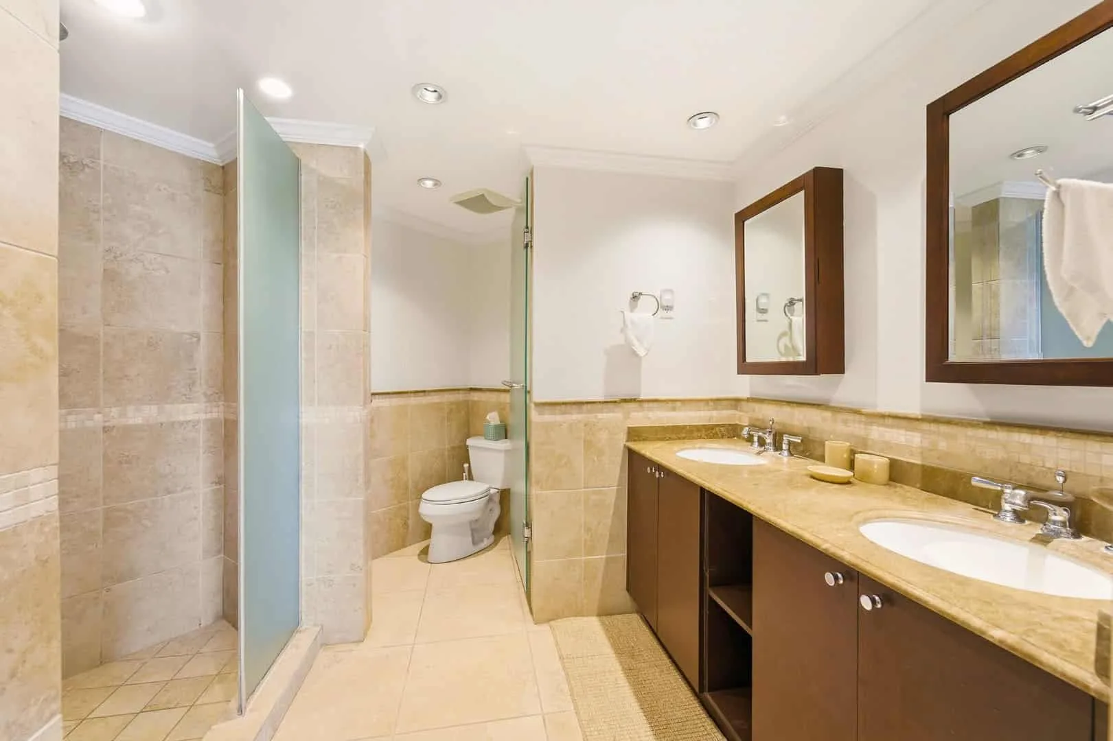 Sapphire Beach 209