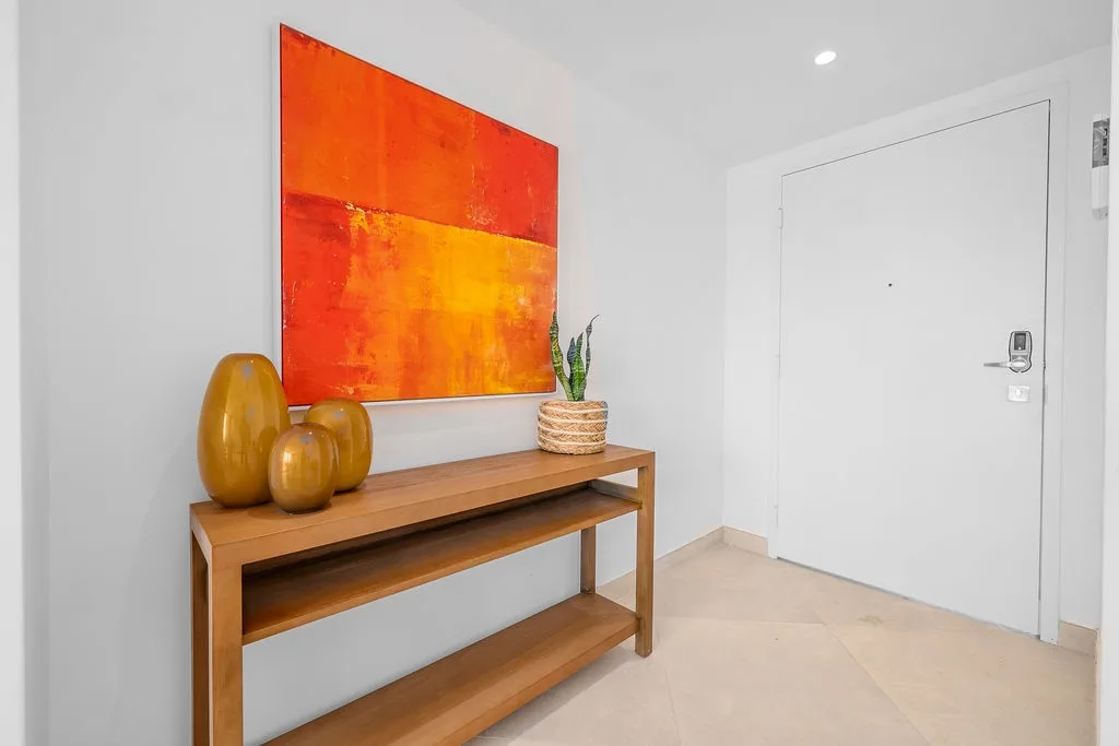 A360.E61- Elegant 3BR Suite with Private Terrace Near Eagle Beach