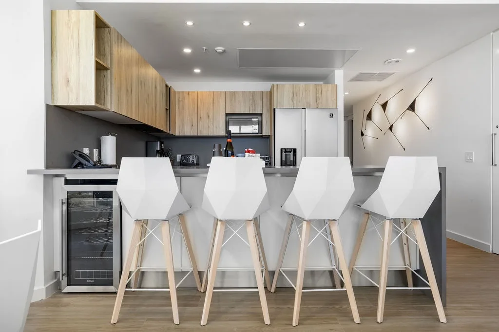 3BS-Blue431 - Modern Ocean View Three Bedroom Condo