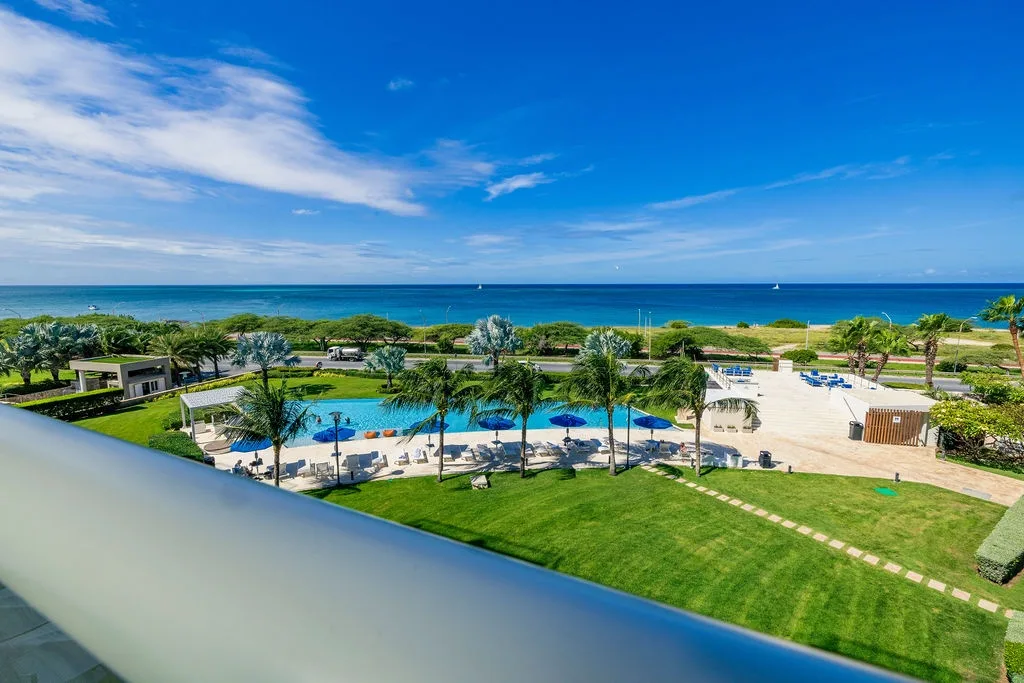3BS-Blue431 - Modern Ocean View Three Bedroom Condo