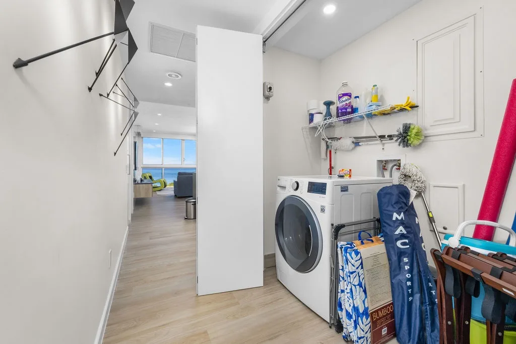 3BS-Blue431 - Modern Ocean View Three Bedroom Condo