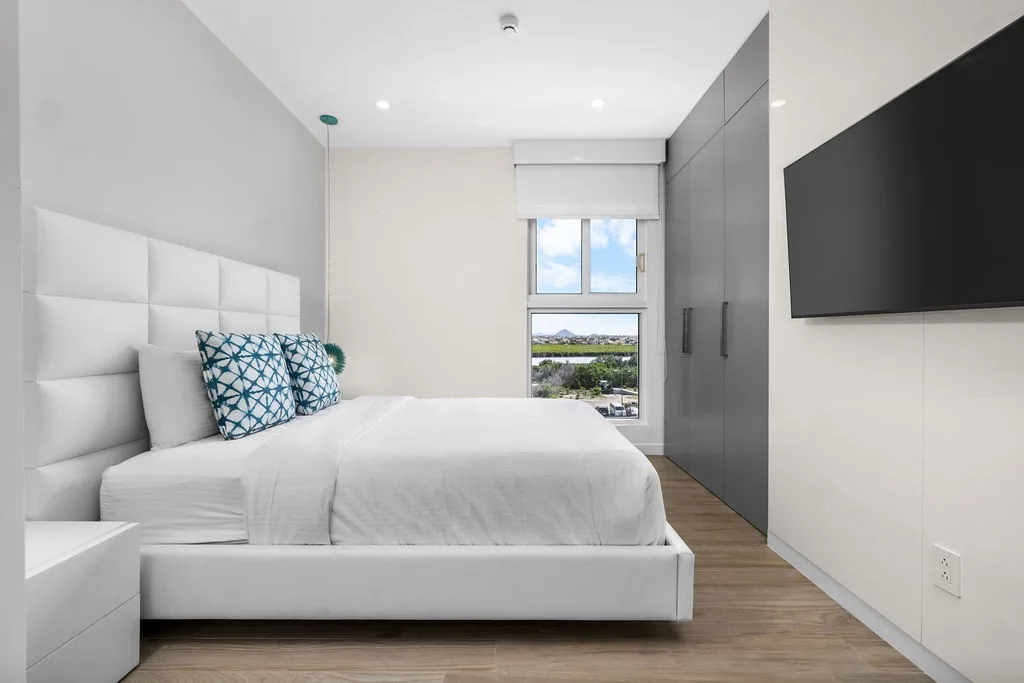 3BS-Blue431 - Modern Ocean View Three Bedroom Condo