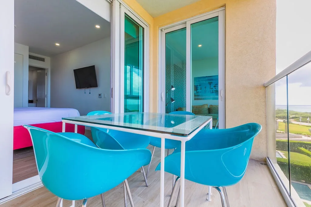 2BSD-Blue334 - Stylish & Bright | Your Retreat | Ocean View | Pool