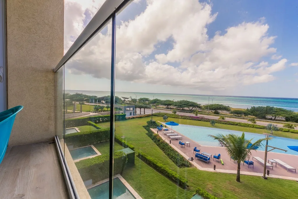2BSD-Blue334 - Stylish & Bright | Your Retreat | Ocean View | Pool