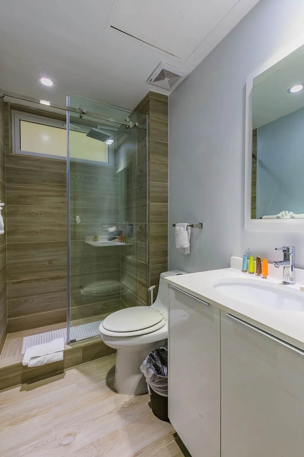 2BSD-Blue334 - Stylish & Bright | Your Retreat | Ocean View | Pool