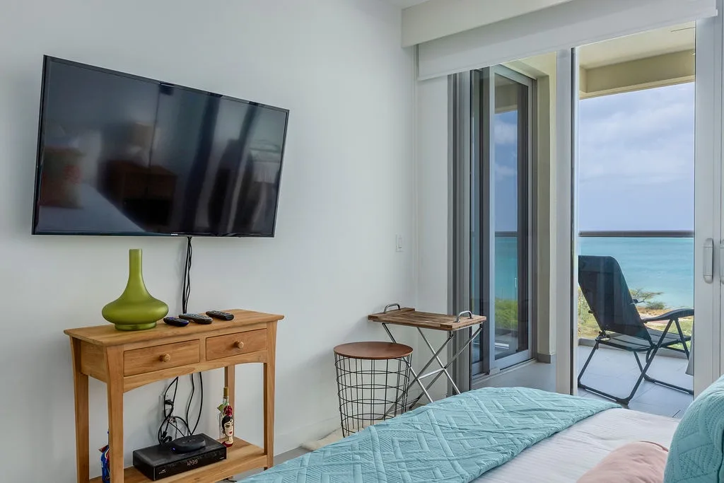 3BS-Azure516 - Modern 3BR Corner Condo | Ocean Views