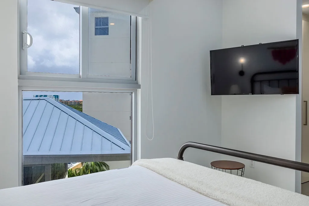 3BS-Azure516 - Modern 3BR Corner Condo | Ocean Views