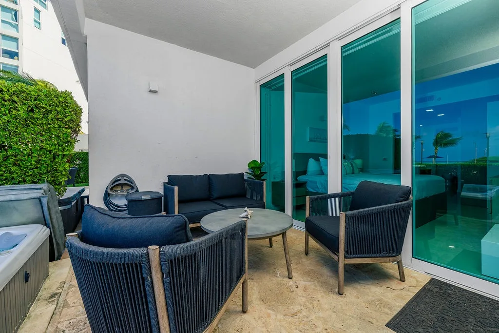 2BSGF-Blue122 - Oceanfront Paradise in Aruba with Amazing views!