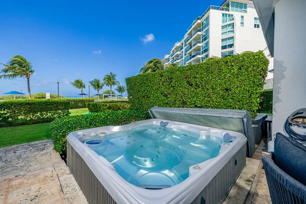 2BSGF-Blue122 - Oceanfront Paradise in Aruba with Amazing views!
