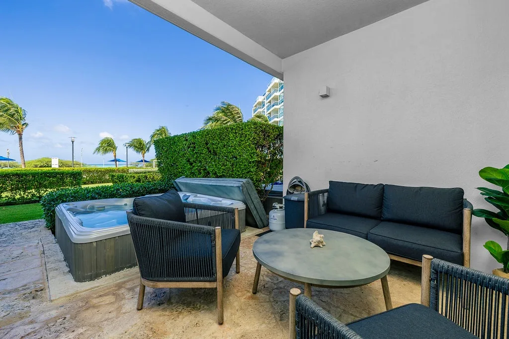 2BSGF-Blue122 - Oceanfront Paradise in Aruba with Amazing views!