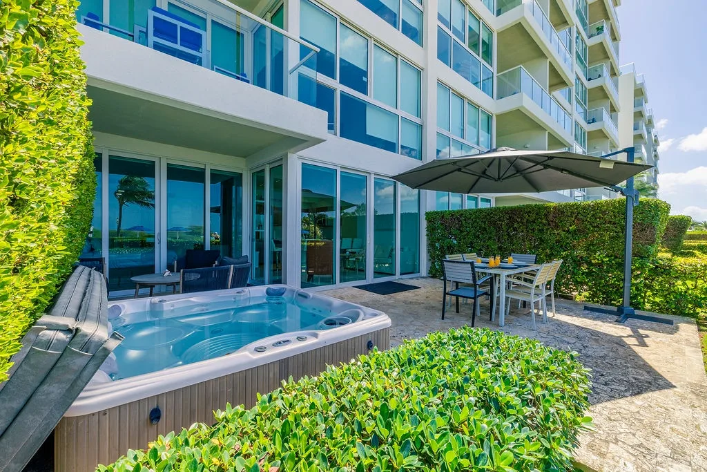 2BSGF-Blue122 - Oceanfront Paradise in Aruba with Amazing views!
