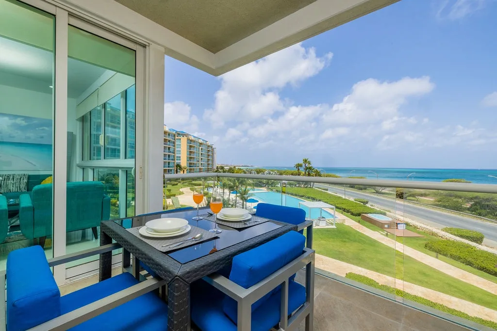 2BS-Blue312 - Sip of Sunshine Condo Oceanfront in Aruba