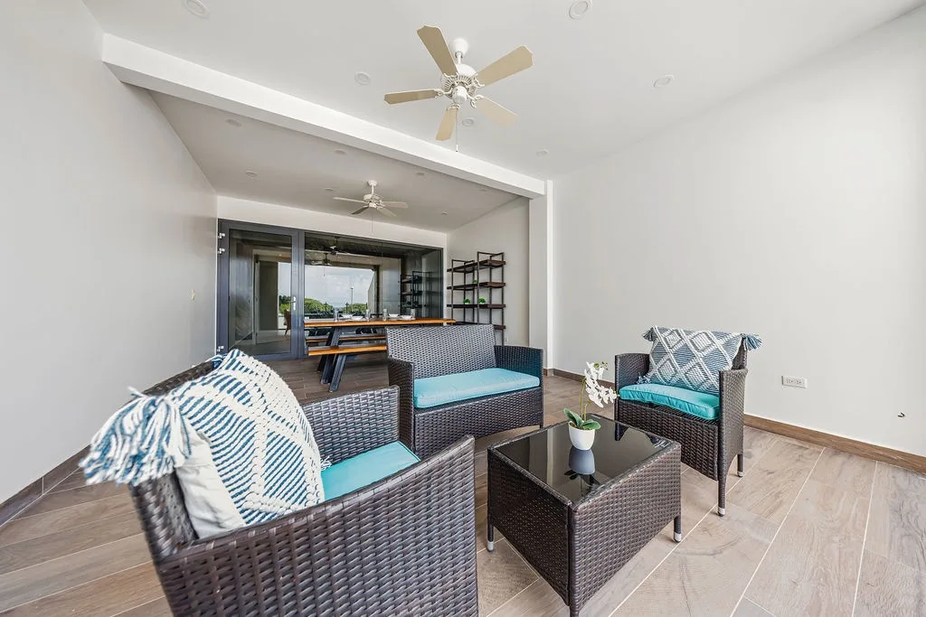 1BS-Coral1G - Modern 1BR Oceanfront Condo in Aruba