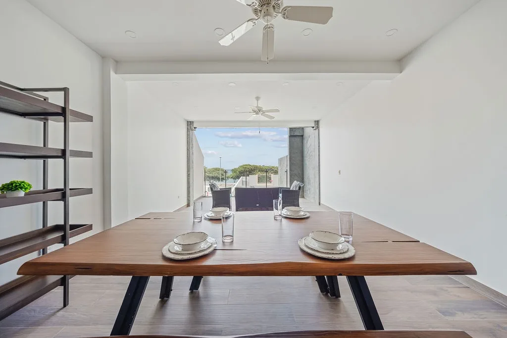 1BS-Coral1G - Modern 1BR Oceanfront Condo in Aruba
