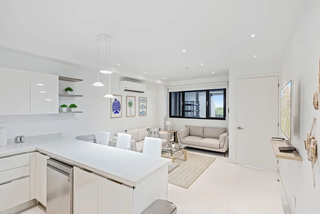 1BS-Coral1G - Modern 1BR Oceanfront Condo in Aruba
