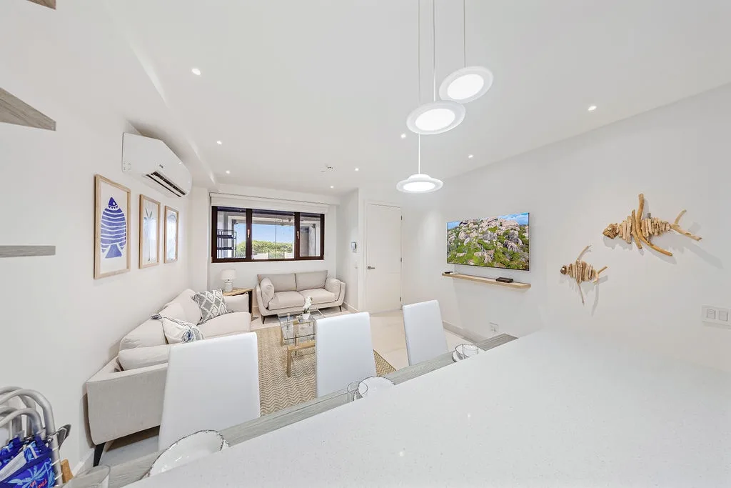 1BS-Coral1G - Modern 1BR Oceanfront Condo in Aruba