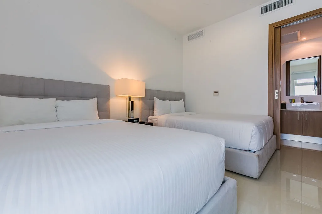 1BS-Blue514 - All you need is the beach and an Ocean View!