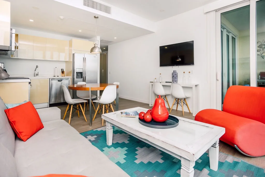2BS-Blue636 - Ultramodern Beach condo with an accent red energy
