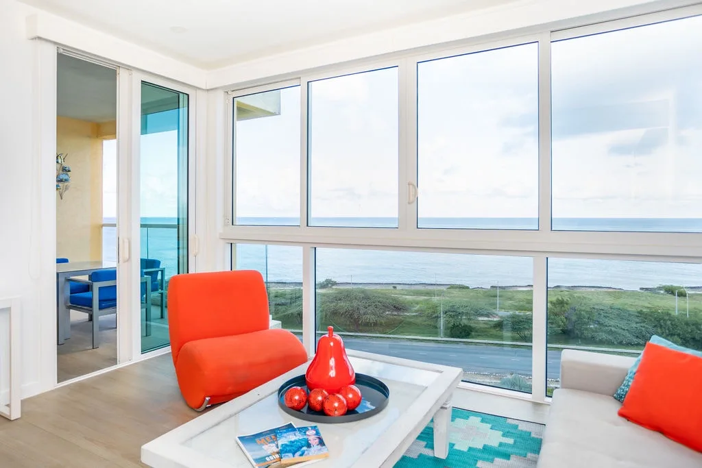 2BS-Blue636 - Ultramodern Beach condo with an accent red energy