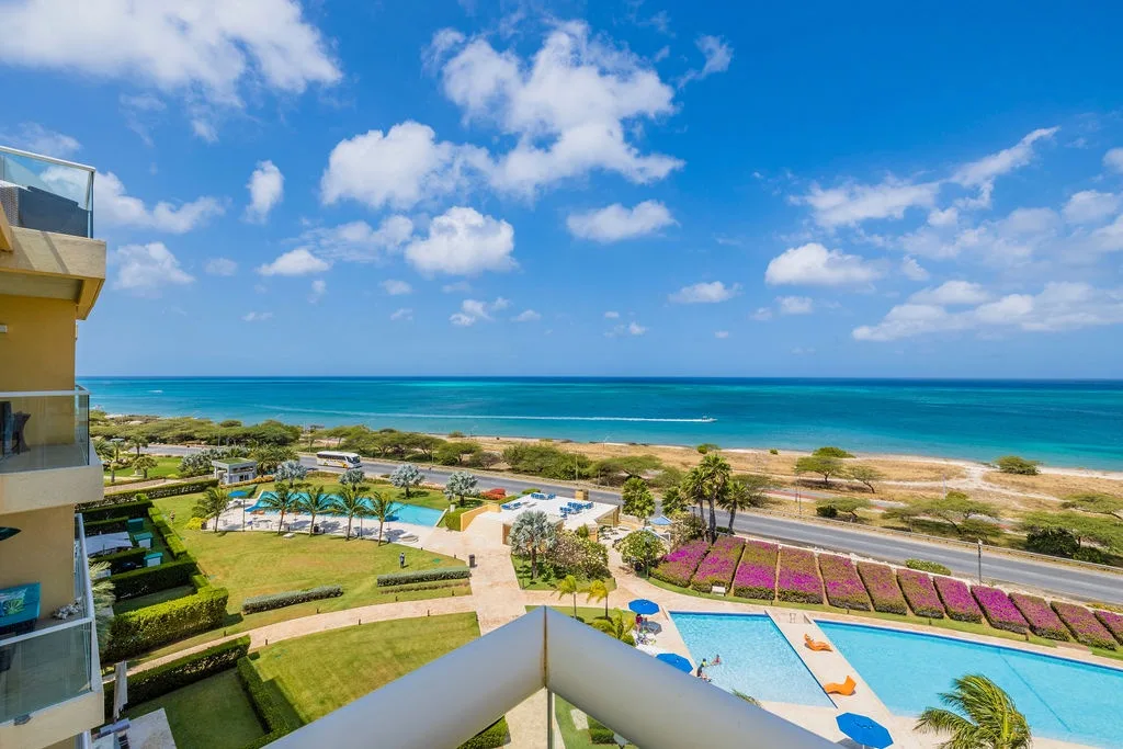 3BPH-BluePH2-2 - Aruba Family Friendly Oceanview PH with Hot Tub